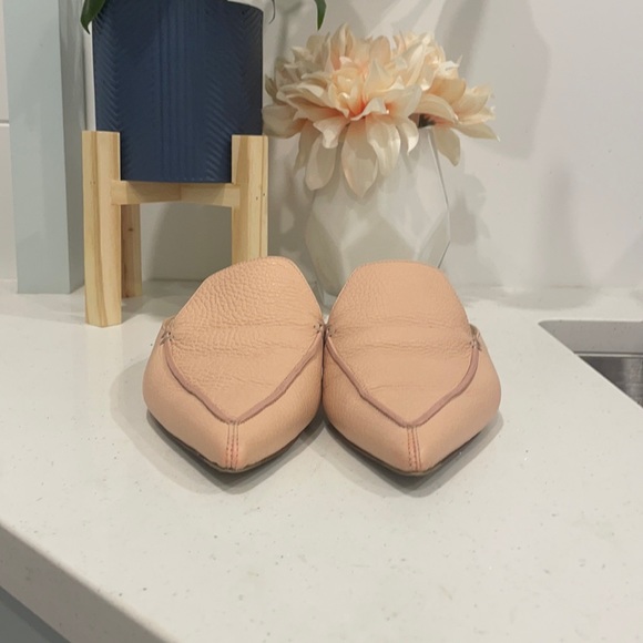 Nicholas Kirkwood Beya Mules in Powder (soft pink) - Picture 2 of 12